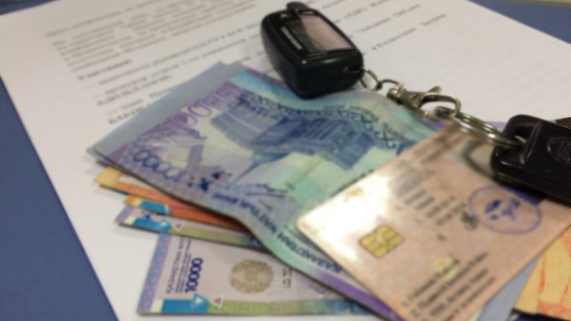 Фейк о водительских правах в Казахстане разоблачили в МВД