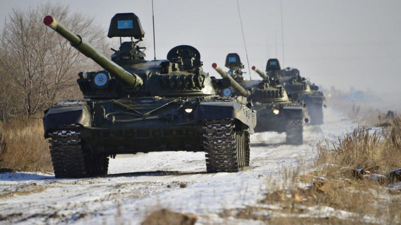 Минобороны Казахстана предупреждает о передвижении военной техники в регионах