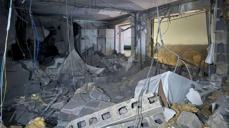 Пять человек пострадали в результате атаки дрона на жилой дом в Московской области