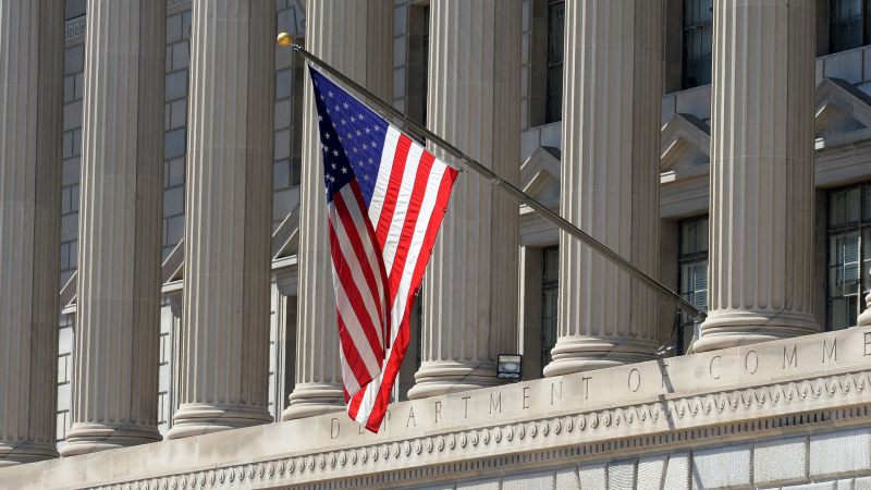 США сняли санкции с главы кабинета Орбана