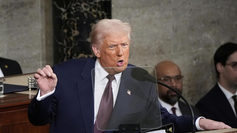 Трамп анонсировал запуск программы "золотой карты" для инвесторов