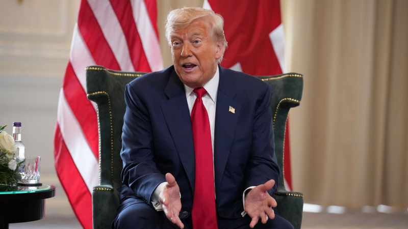 Трамп сокращает срок для достижения перемирия на Украине