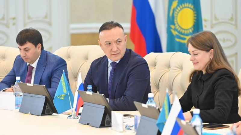 Форум межрегионального сотрудничества Казахстана и России стартовал в Уральске