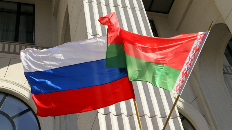 Киев намерен исключить русский язык из перечня подлежащих защите