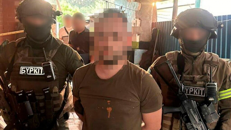 КНБ ликвидировал две нарколаборатории и склад с прекурсорами в Алматы