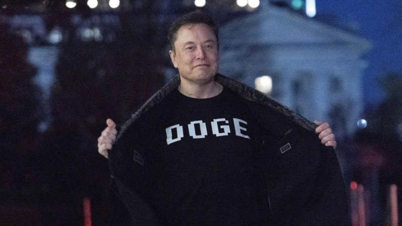 Опрос показал снижение рейтинга одобрения DOGE на фоне отставки Маска
