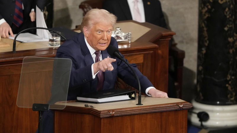 Трамп пожаловался на негатив против себя в интернете