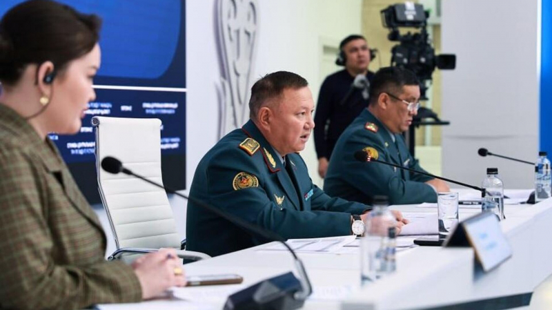 В Казахстане планируют призвать в армию свыше 20 тысяч человек