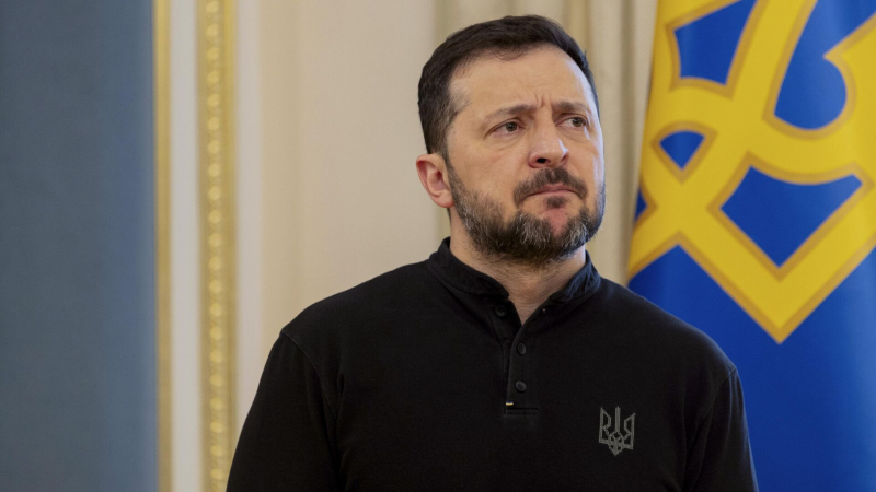 Зеленский признал, что Украина не сможет вернуть Крым с помощью оружия